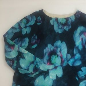 Thick and Soft Cashmere Sweater - Looks Vintage